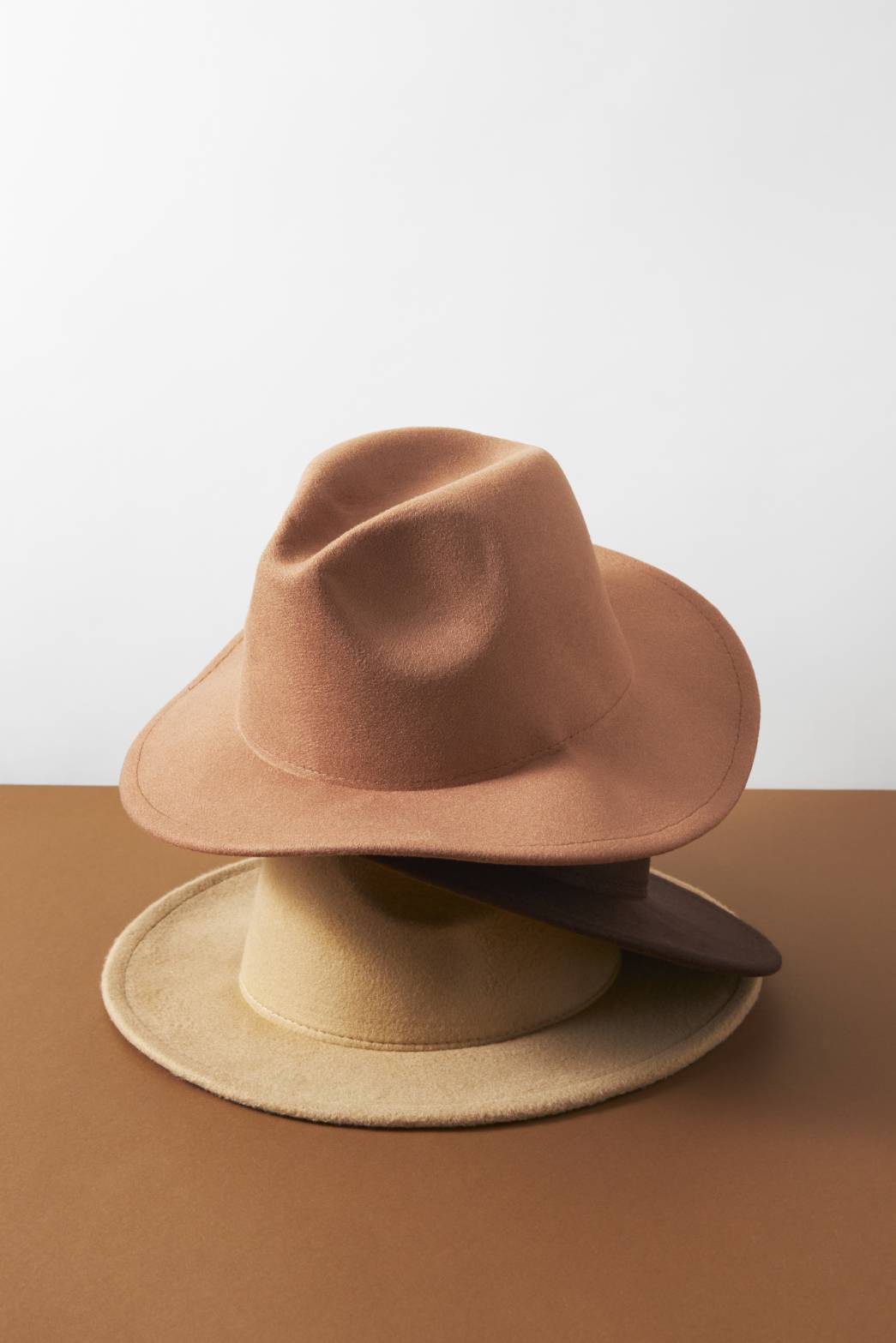 Choosing the Perfect Hat? A Guide to Popular Styles for Your Brand